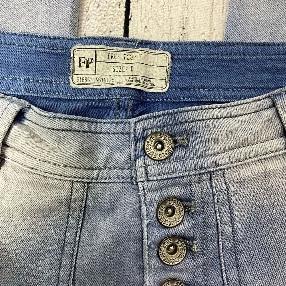 FREE PEOPLE Button Fly Ankle Skinny Jeans - Picture 4 of 5